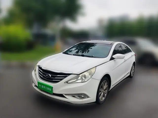 Hyundai Sonata 2014 2.4L Automatic Leading Edition China IV Standard