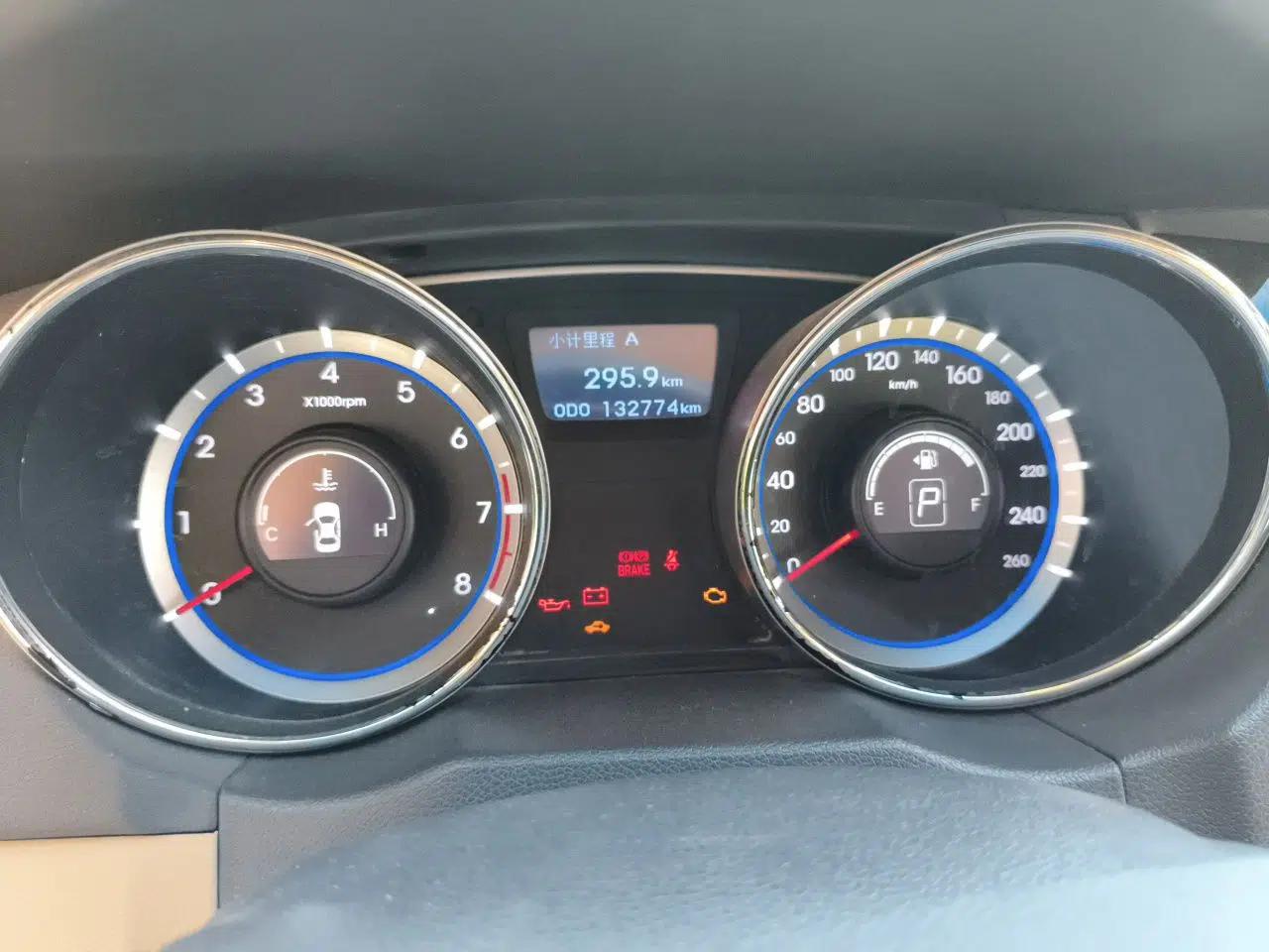 Hyundai Sonata 2013 2.0L Automatic Fashion Edition — миниатюра 11