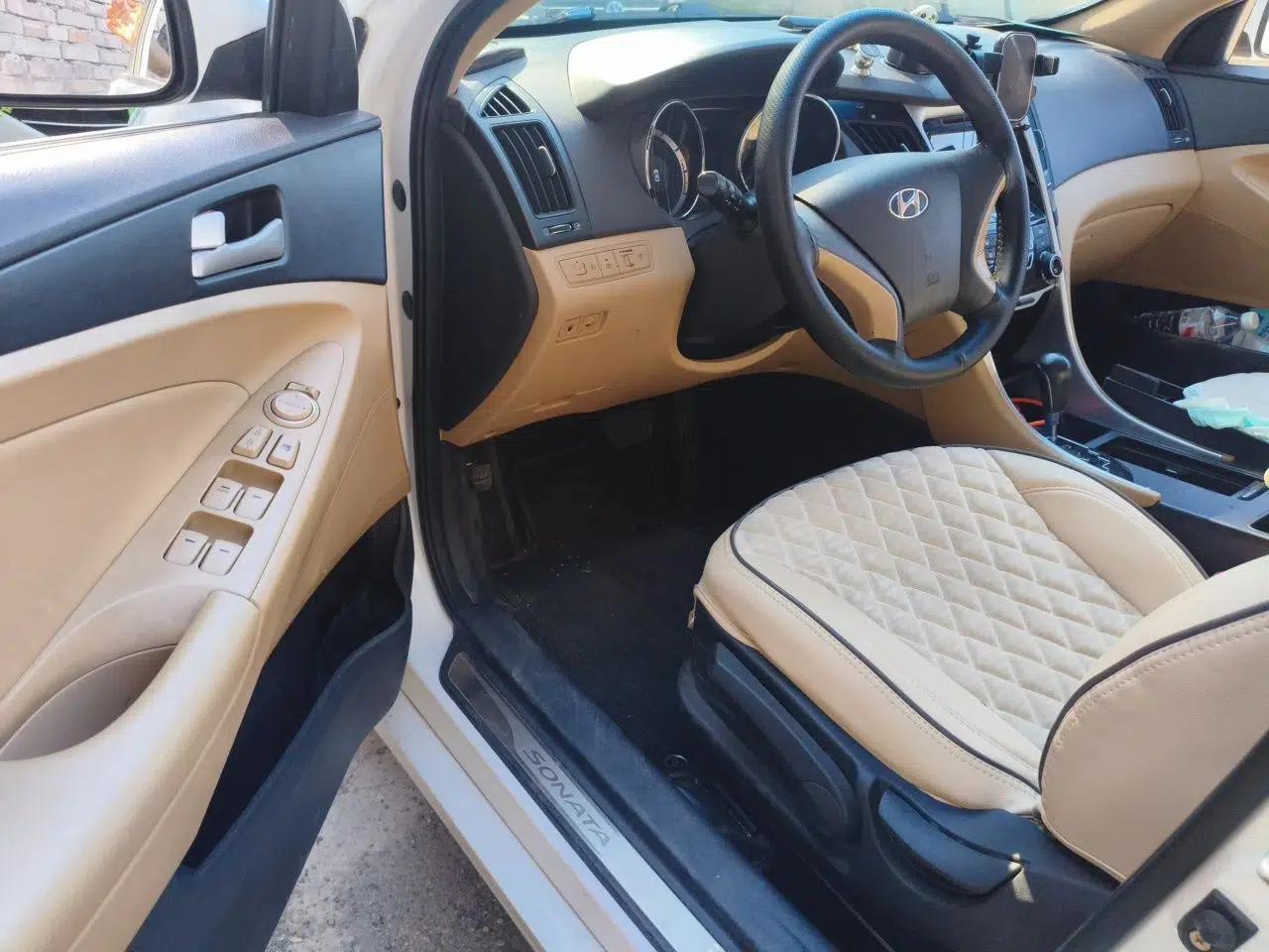 Hyundai Sonata 2013 2.0L Automatic Fashion Edition — миниатюра 16
