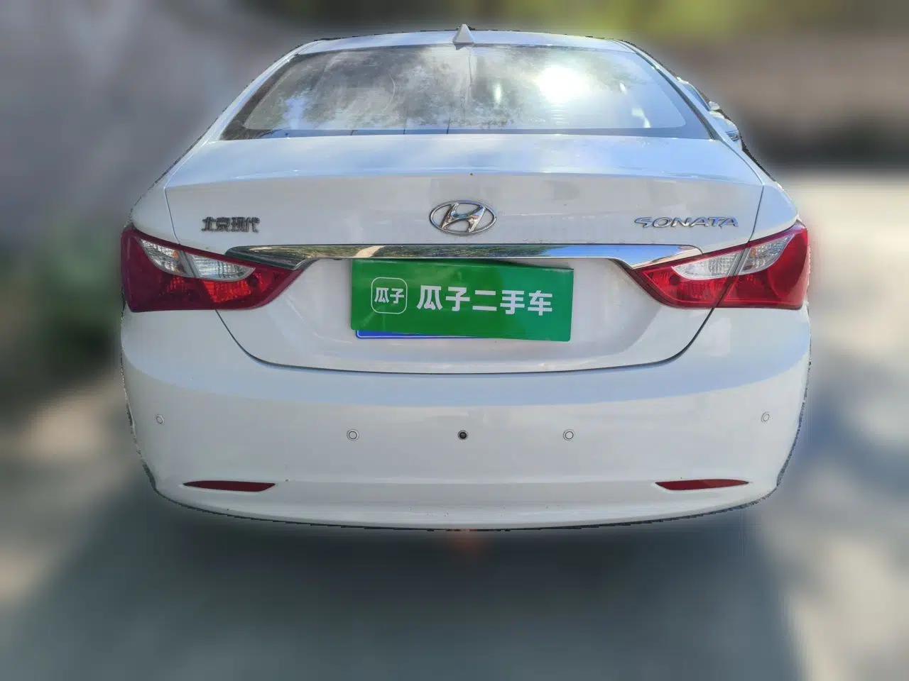 Hyundai Sonata 2013 2.0L Automatic Fashion Edition — миниатюра 5