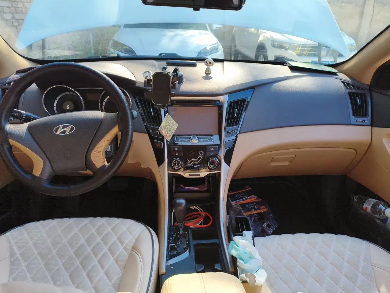 Hyundai Sonata 2013 2.0L Automatic Fashion Edition — миниатюра 9