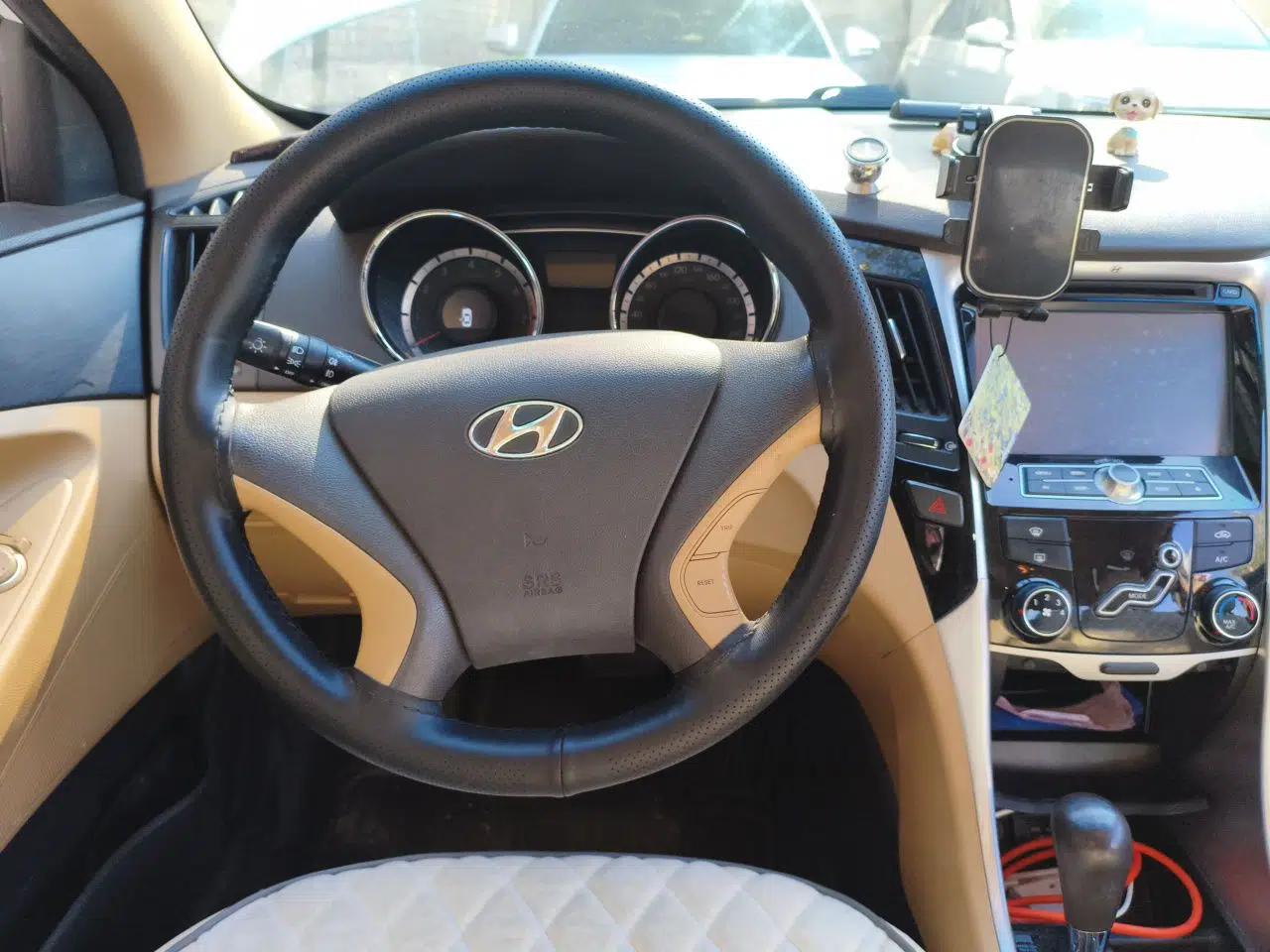 Hyundai Sonata 2013 2.0L Automatic Fashion Edition — миниатюра 10