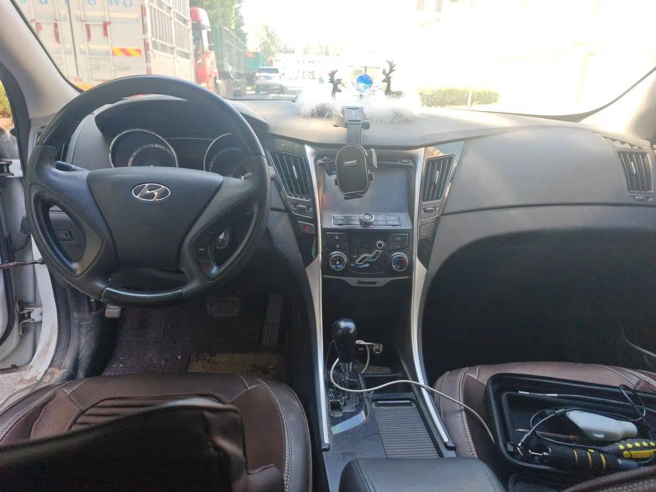 Hyundai Sonata 2013 2.0L Automatic Fashion Edition — миниатюра 9