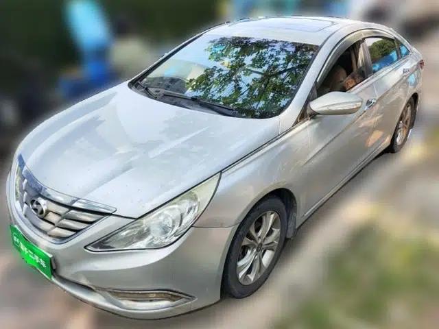 Hyundai Sonata 2011 2.0L Automatic Prestige Edition
