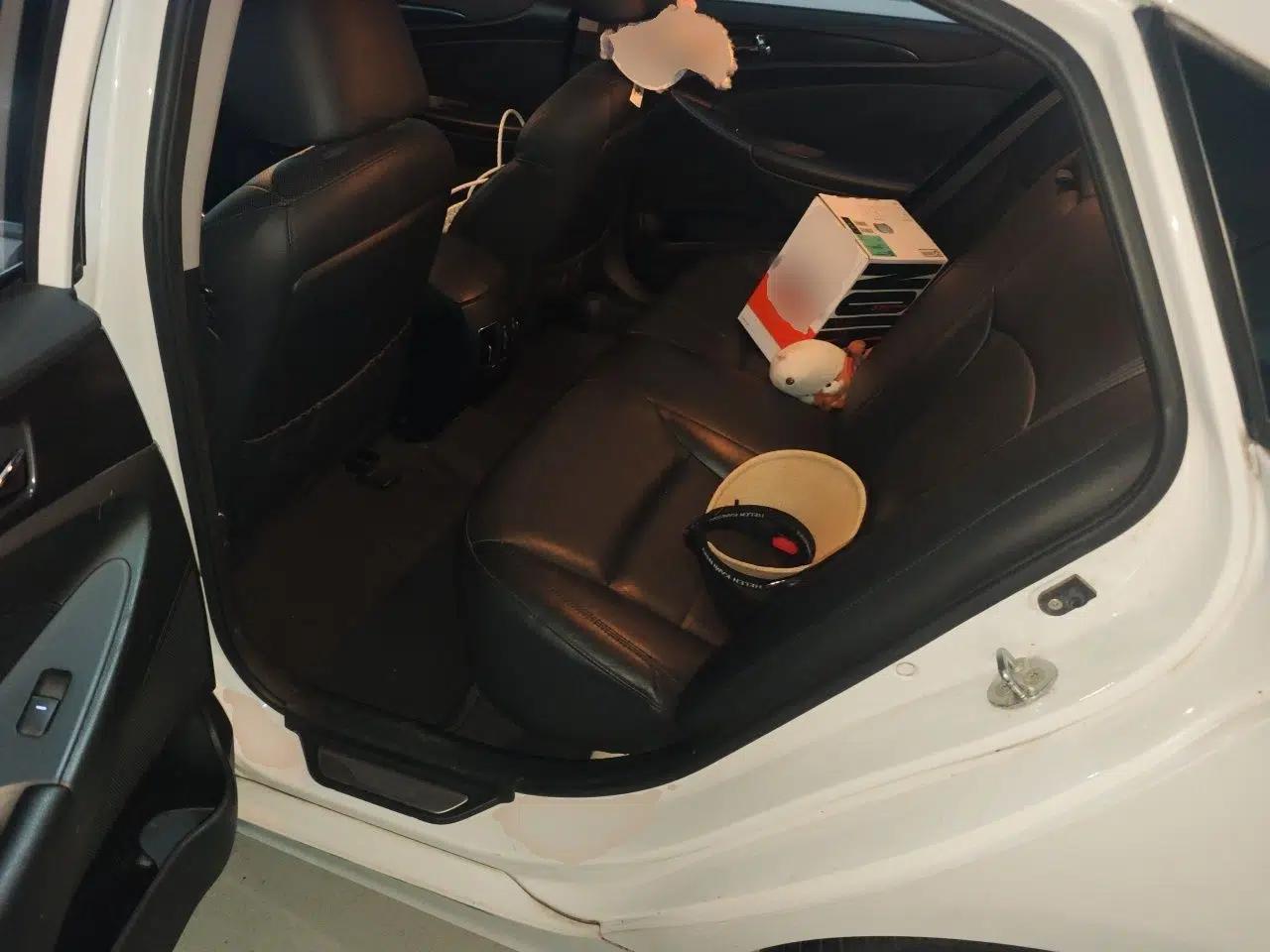 Hyundai Sonata 2013 2.0L Automatic Luxury Edition — миниатюра 17