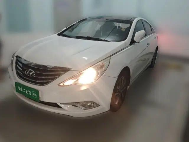 Hyundai Sonata 2013 2.0L Automatic Luxury Edition