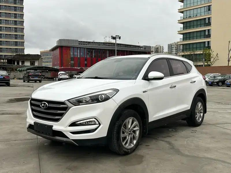 Tucson 2015 1.6T Dual-Clutch Two-Wheel Drive Intelligent Model — миниатюра 1