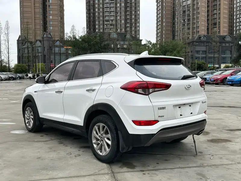 Tucson 2015 1.6T Dual-Clutch Two-Wheel Drive Intelligent Model — миниатюра 4