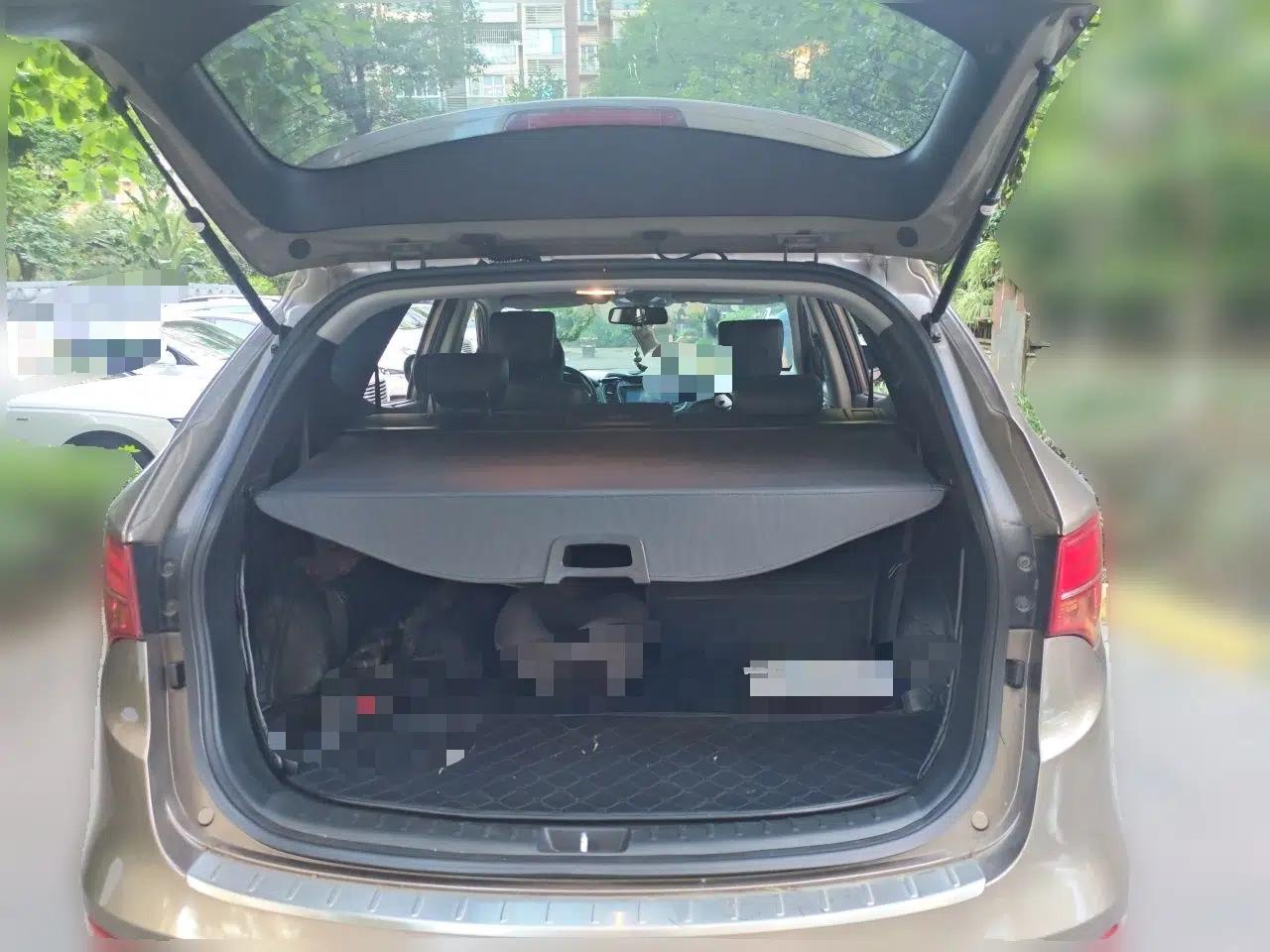 Hyundai Santa Fe 2013 Revised Version 2.4L Automatic All-Wheel Drive Luxury Trim — миниатюра 16
