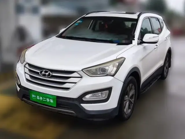 Hyundai Santa Fe 2013 2.4L Automatic 2WD Comfort Edition