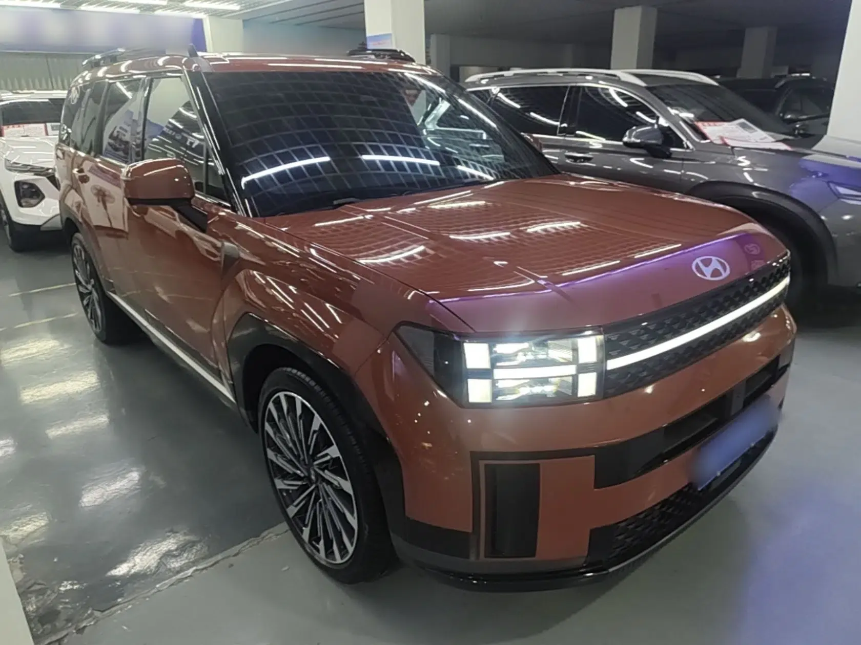 Hyundai Santa Fe 2024 2.0T Connoisseur Ultra — миниатюра 3