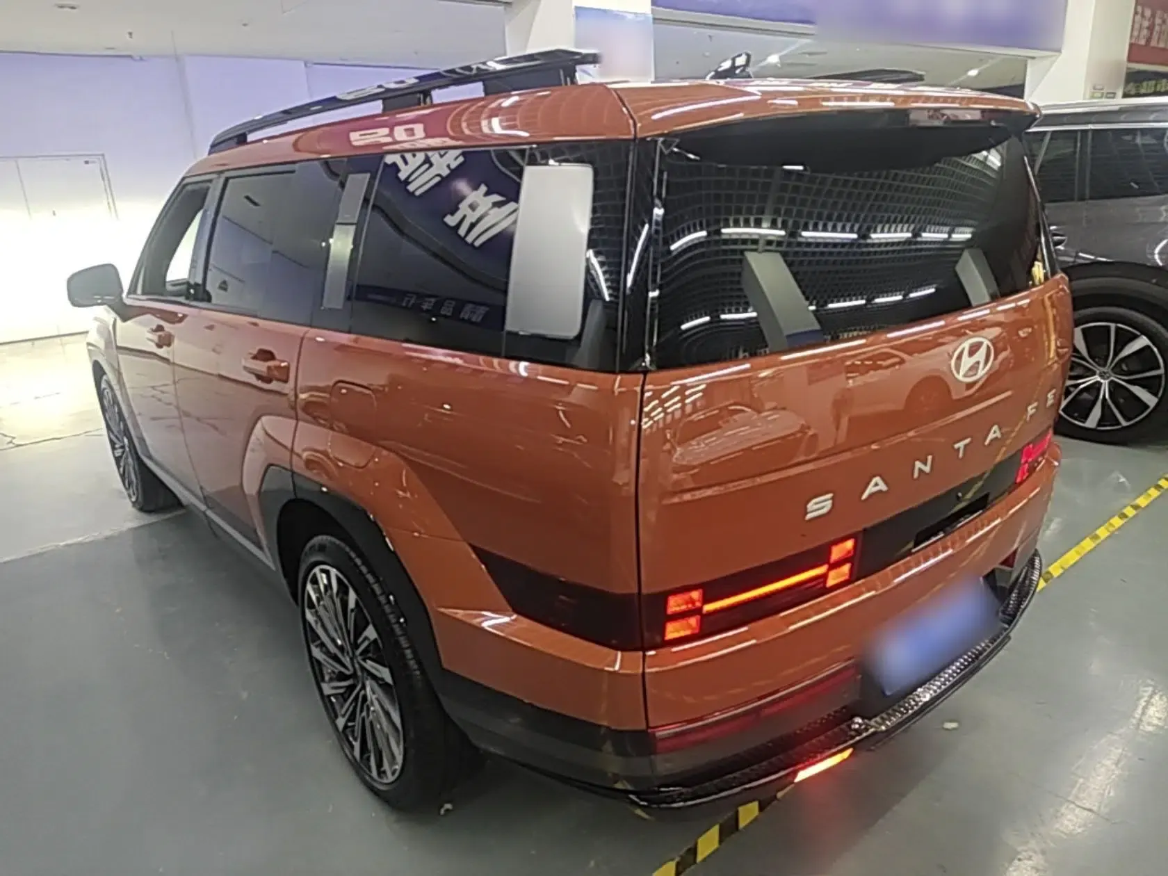 Hyundai Santa Fe 2024 2.0T Connoisseur Ultra — миниатюра 4