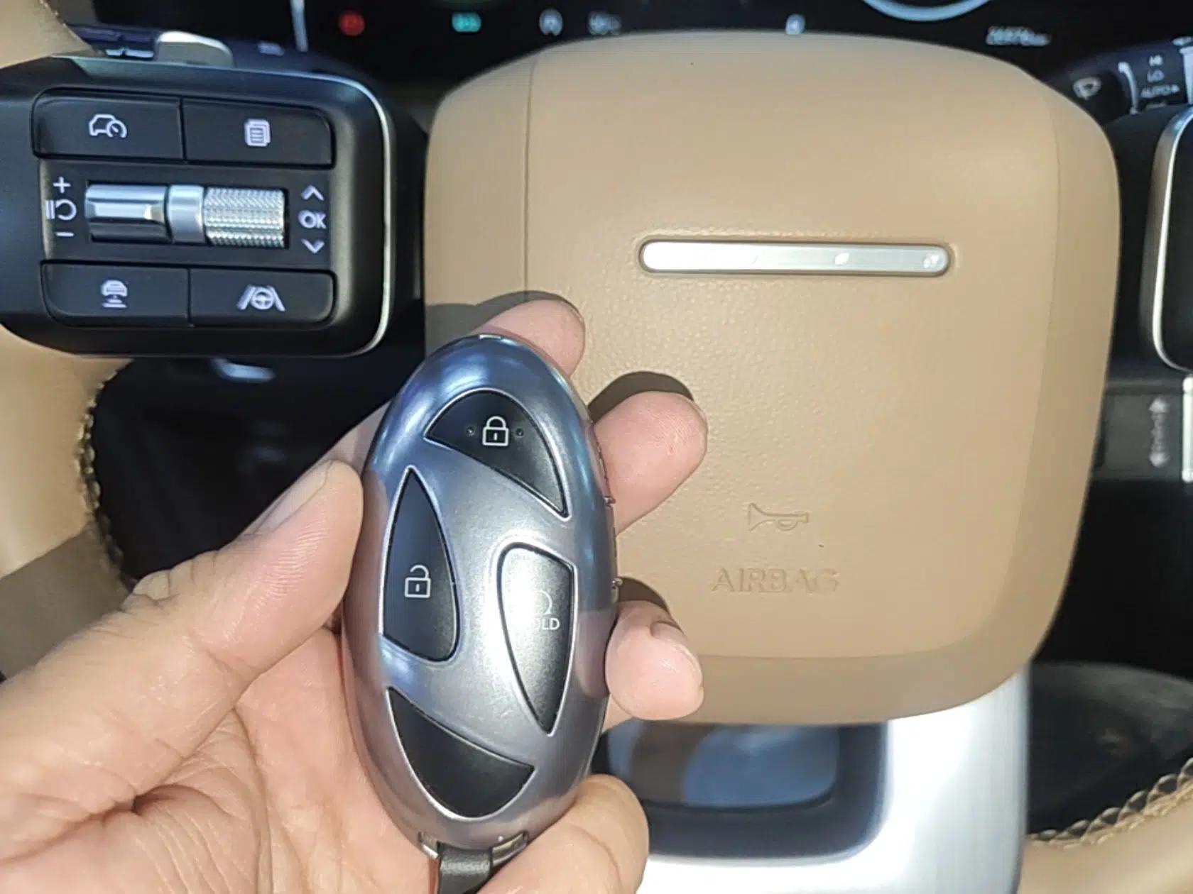 Hyundai Santa Fe 2024 2.0T Connoisseur Ultra — миниатюра 31