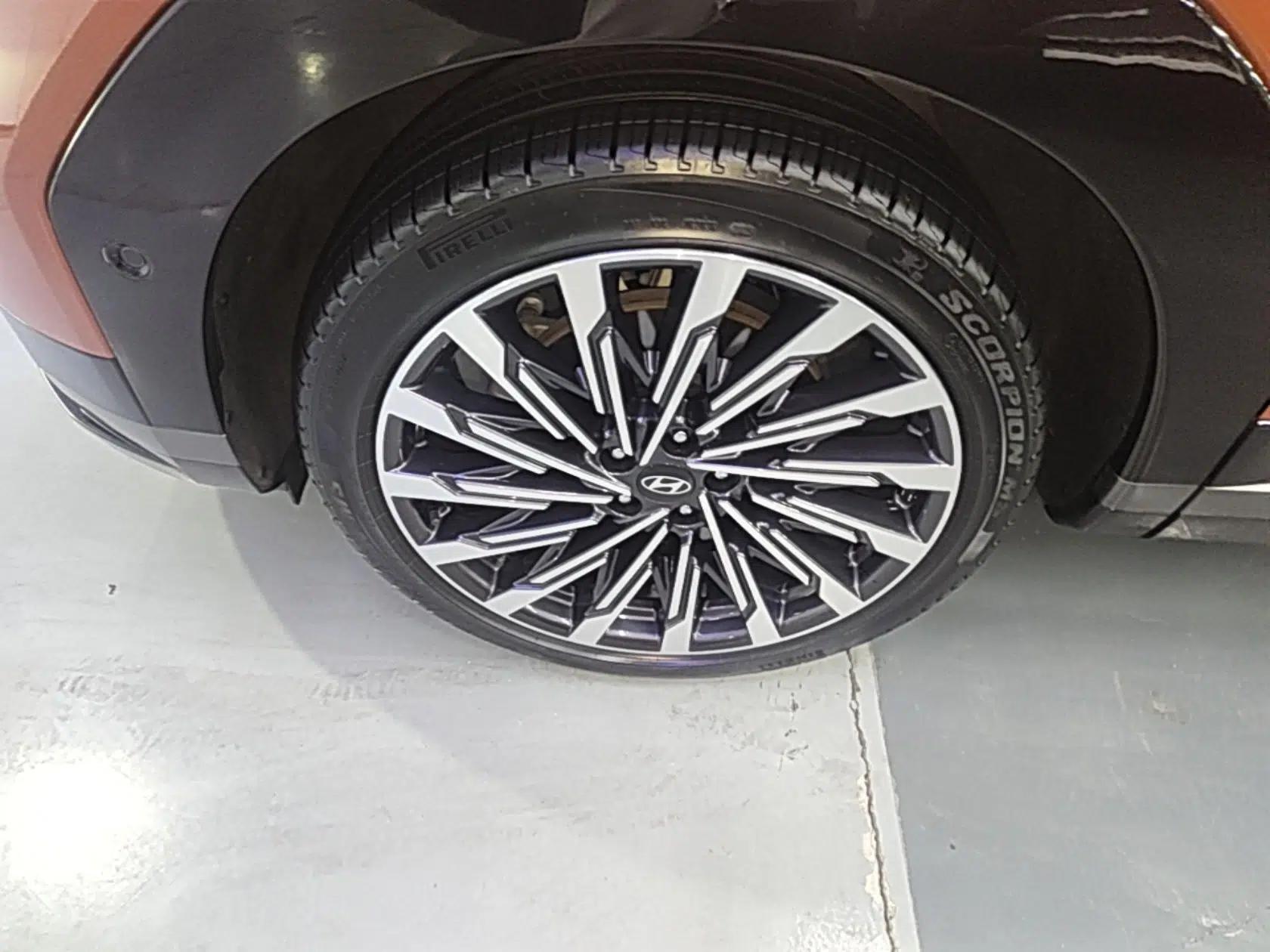 Hyundai Santa Fe 2024 2.0T Connoisseur Ultra — миниатюра 10
