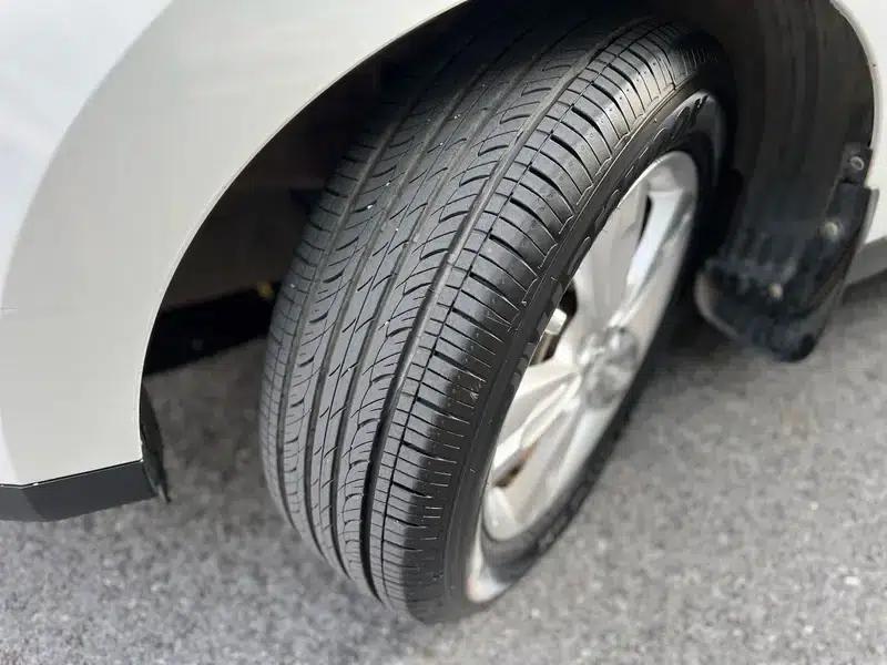 Hyundai ix35 2012 2.0L Automatic 2WD Elite Edition GL — миниатюра 19