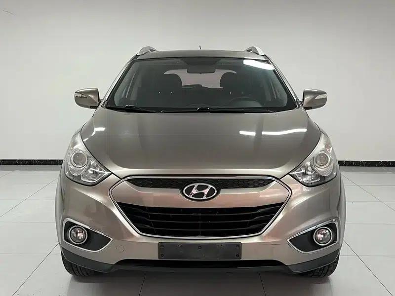 Hyundai ix35 2012 2.0L Automatic 2WD Elite Edition GL — миниатюра 2