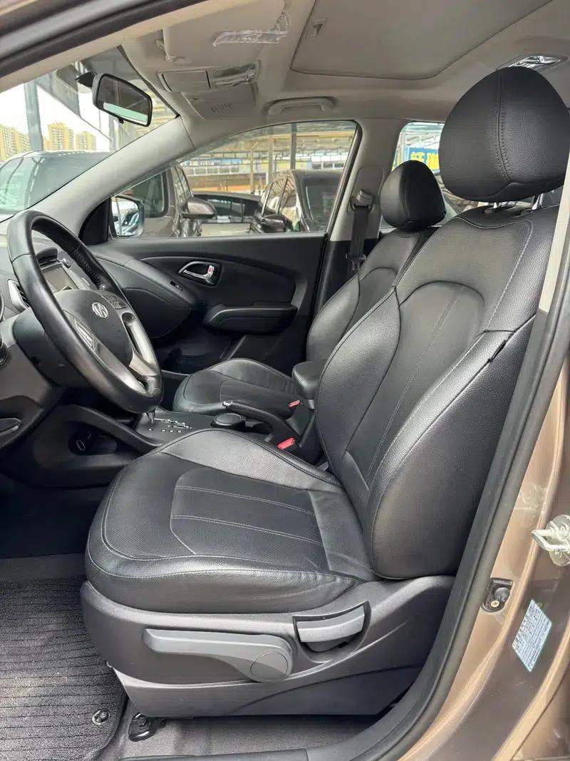Hyundai ix35 2013 2.0L Automatic 2WD Smart GLS (National IV Emission Standard) — миниатюра 14