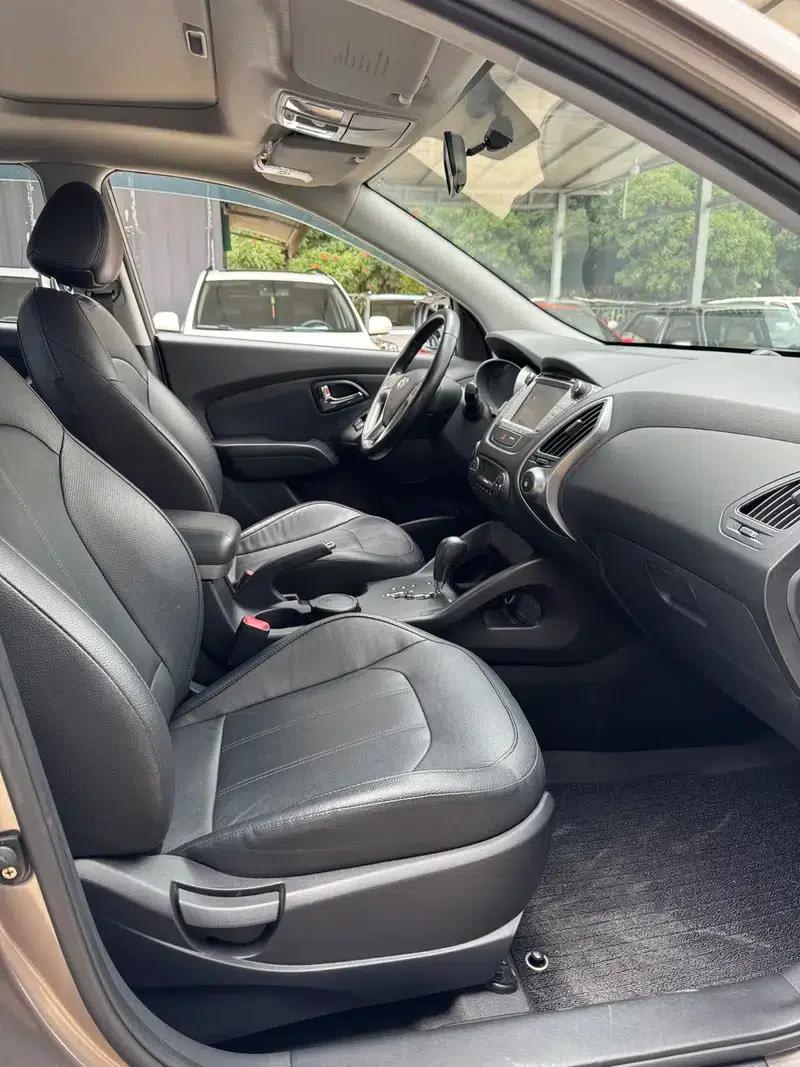 Hyundai ix35 2013 2.0L Automatic 2WD Smart GLS (National IV Emission Standard) — миниатюра 15