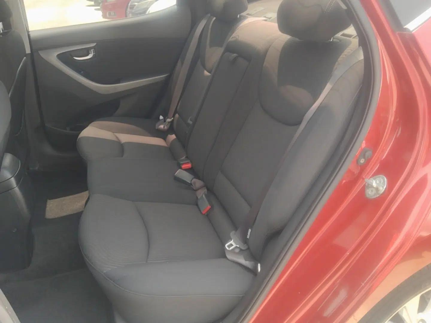 Hyundai Elantra (5th Generation / Langdong) 2016 1.6L Automatic Prestige Model — миниатюра 25