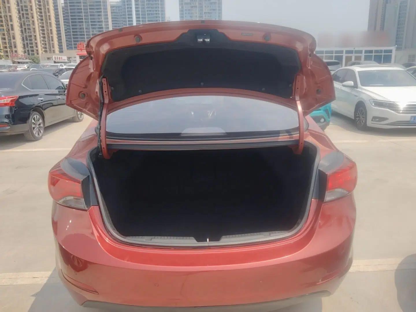 Hyundai Elantra (5th Generation / Langdong) 2016 1.6L Automatic Prestige Model — миниатюра 27