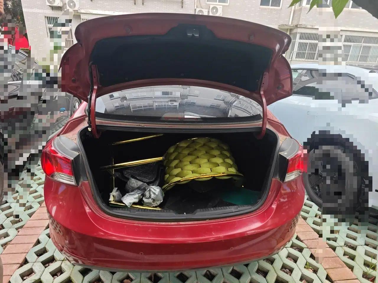 Hyundai Elantra (5th Generation / Langdong) 2012 1.6L Automatic Fashion Edition — миниатюра 19