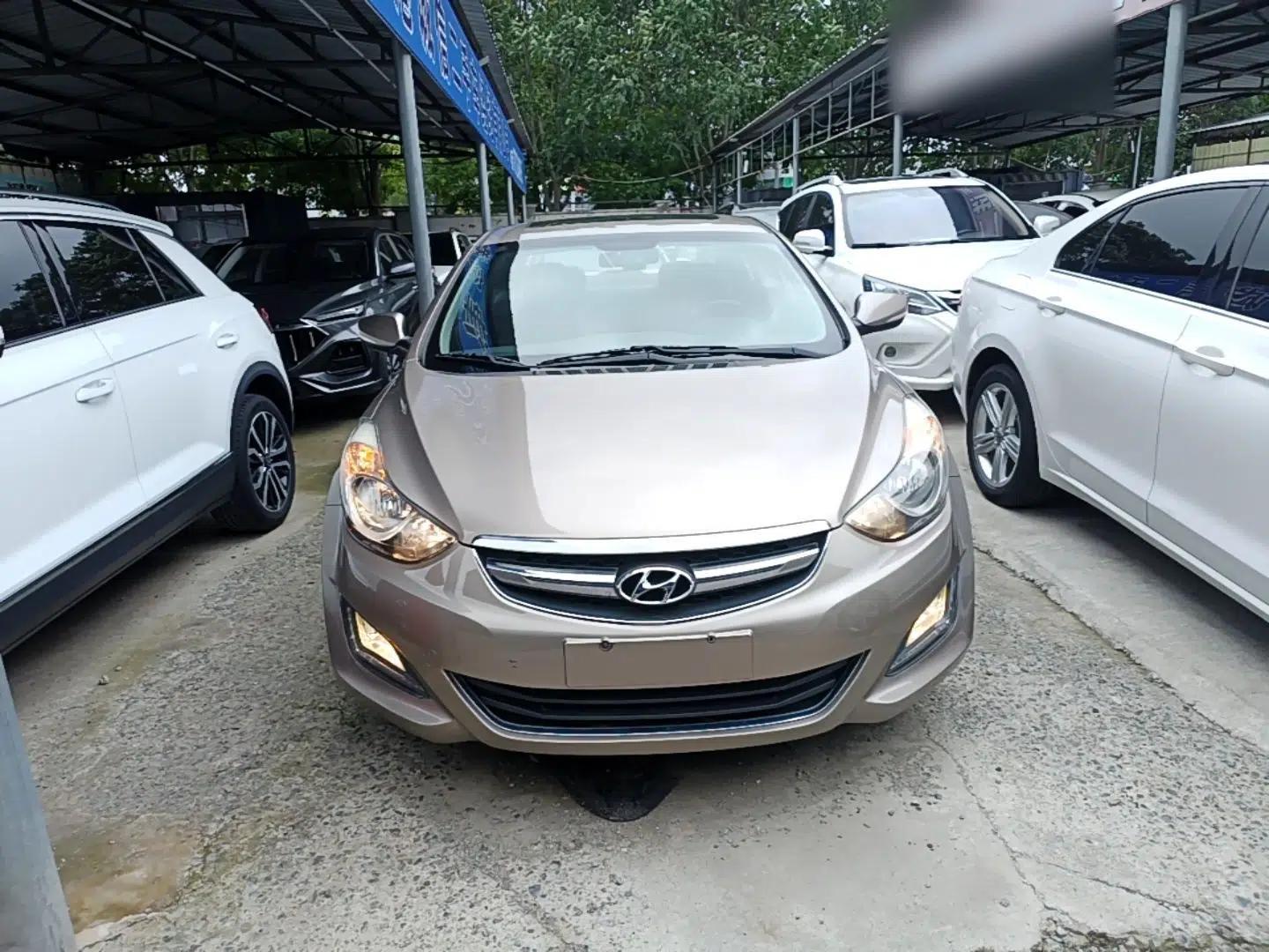 Hyundai Elantra (5th Generation / Langdong) 2015 1.6L Automatic Leading Model — миниатюра 2