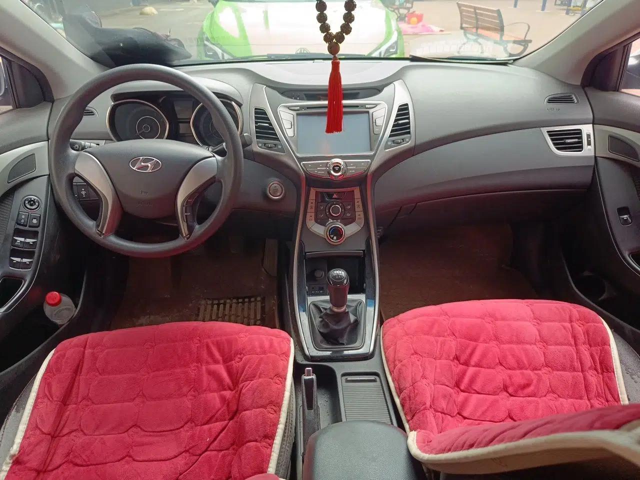Hyundai Elantra (5th Generation / Langdong) 2012 1.6L Manual Leading Model — миниатюра 9