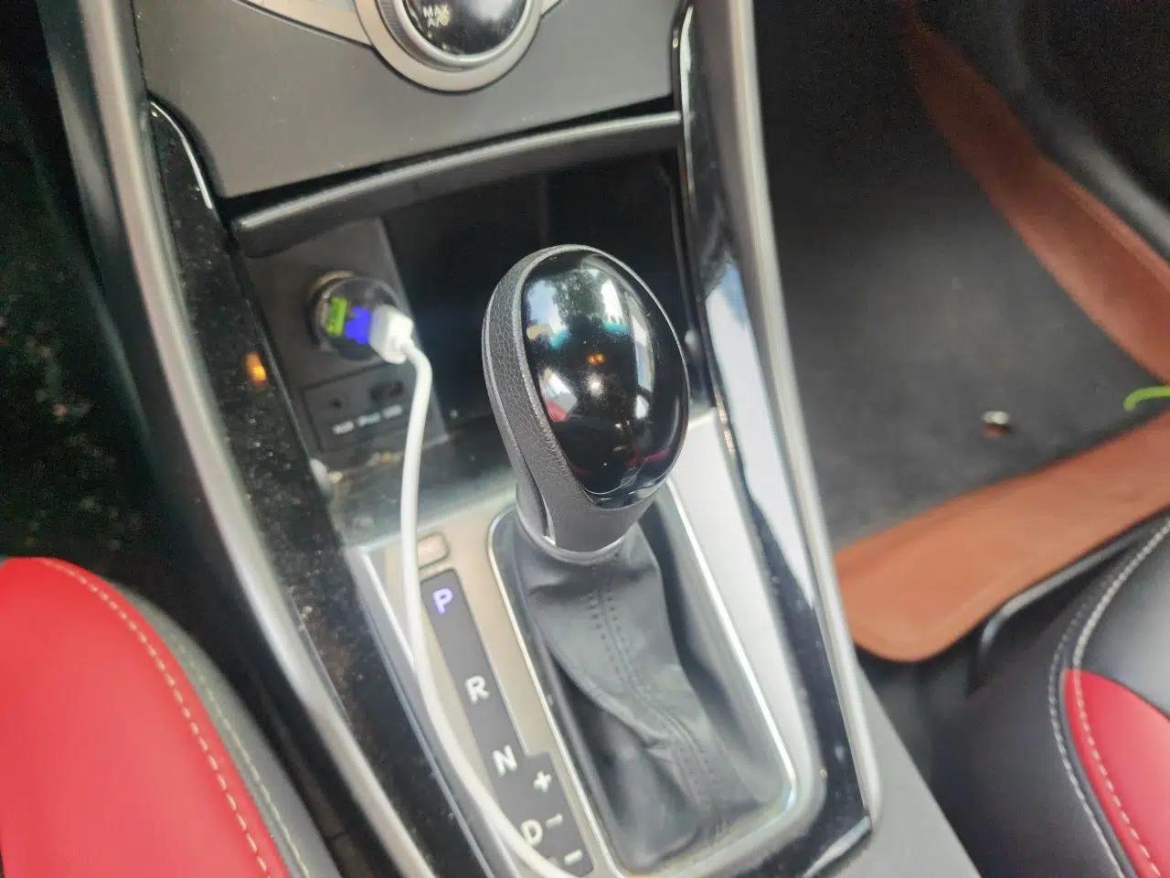 Hyundai Elantra (5th Generation / Langdong) 2015 1.6L Automatic Leading Model — миниатюра 14