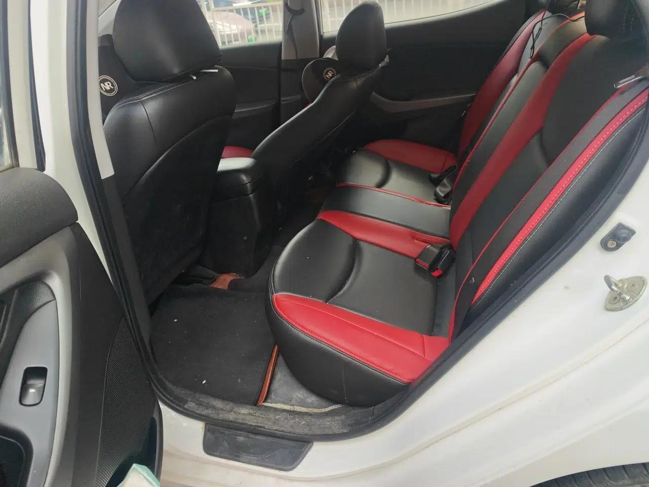 Hyundai Elantra (5th Generation / Langdong) 2015 1.6L Automatic Leading Model — миниатюра 17