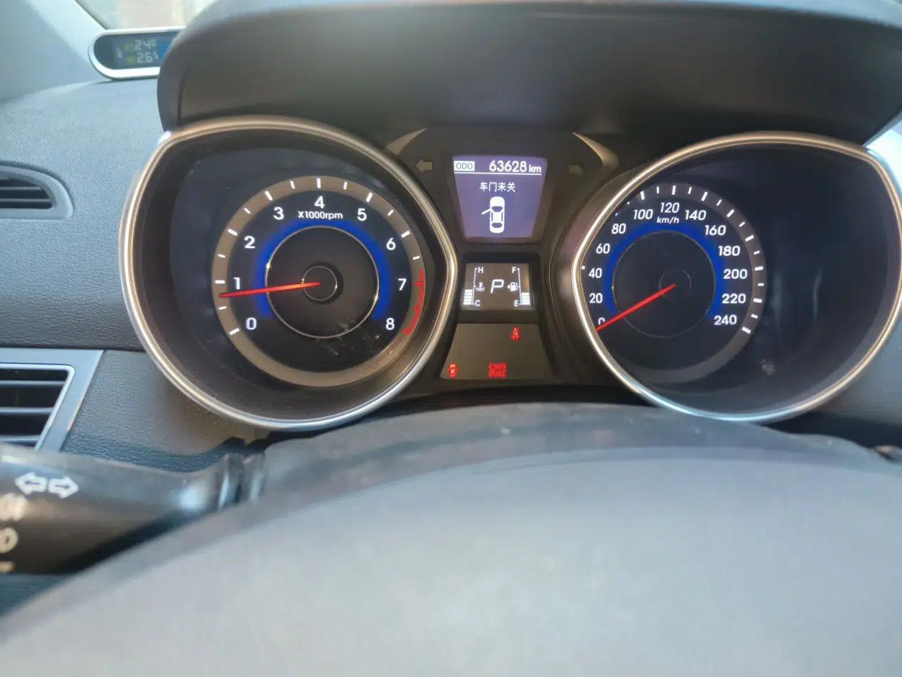 Hyundai Elantra (5th Generation / Langdong) 2016 1.6L Automatic Prestige Model — миниатюра 11