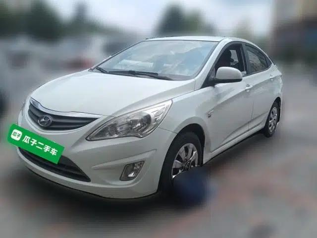 Hyundai Verna (older generation) 2014 1.4L Manual Smart GLS Trim