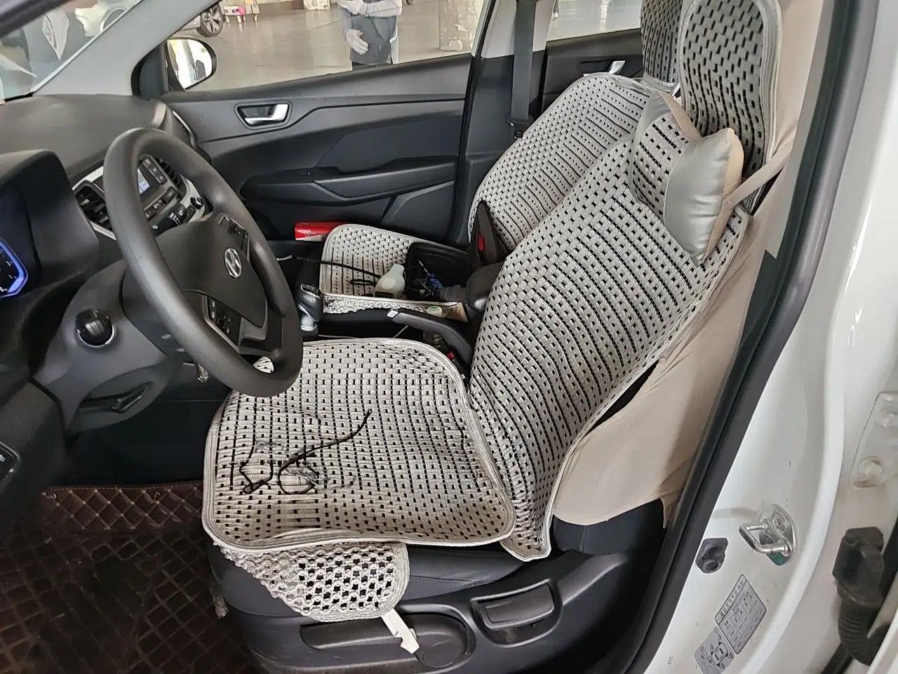 Hyundai Verna (new generation) 2020 1.4L Manual GLS Cool Edition — миниатюра 12