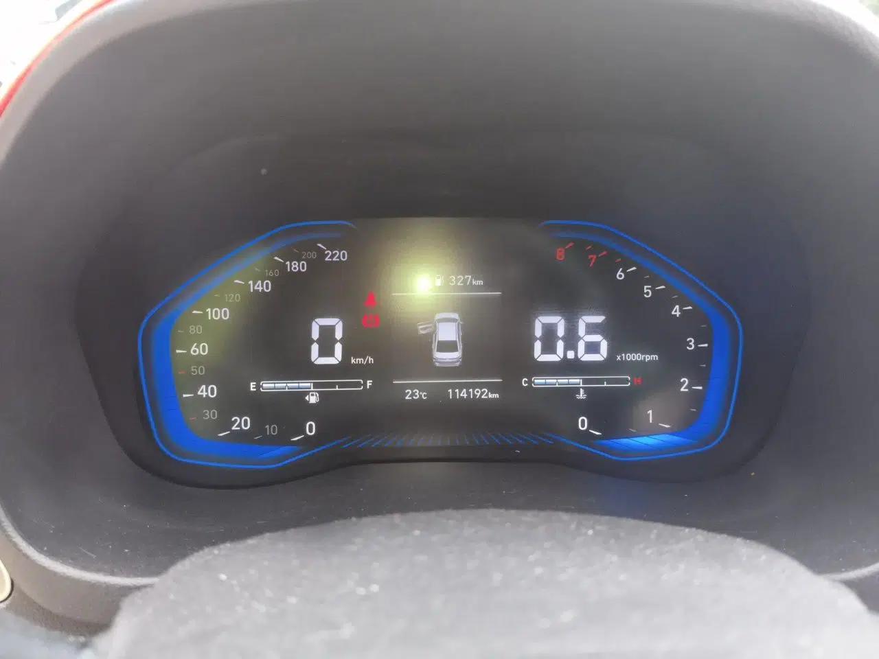 Hyundai Verna (new generation) 2020 1.4L Manual GLS Cool Edition — миниатюра 11