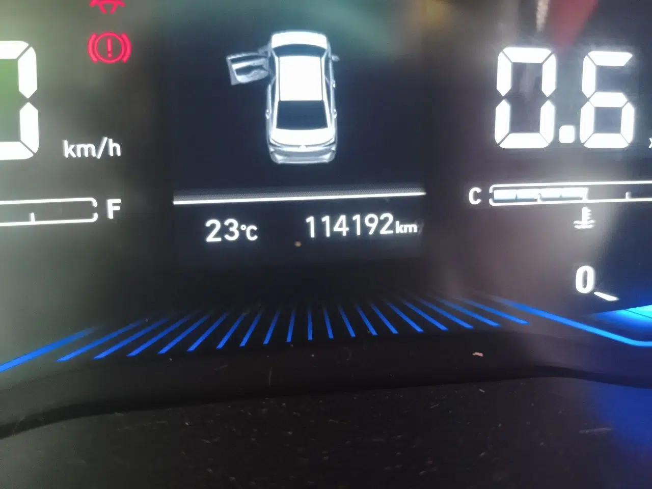 Hyundai Verna (new generation) 2020 1.4L Manual GLS Cool Edition — миниатюра 12