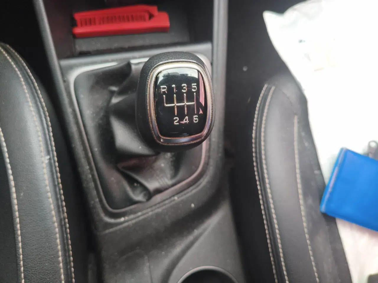 Hyundai Verna (new generation) 2020 1.4L Manual GLS Cool Edition — миниатюра 14