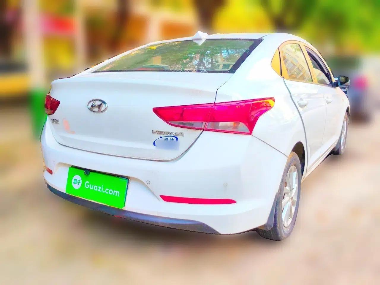Hyundai Verna (new generation) 2016 1.4L Manual Cool Edition GLS — миниатюра 4