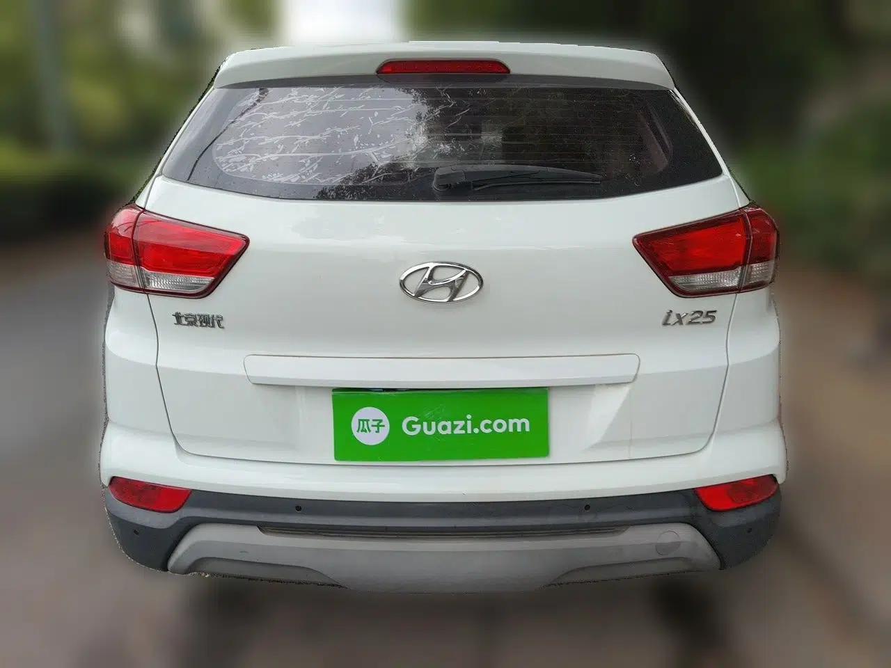 Hyundai ix25 2017 1.6L Automatic Smart Version — миниатюра 5