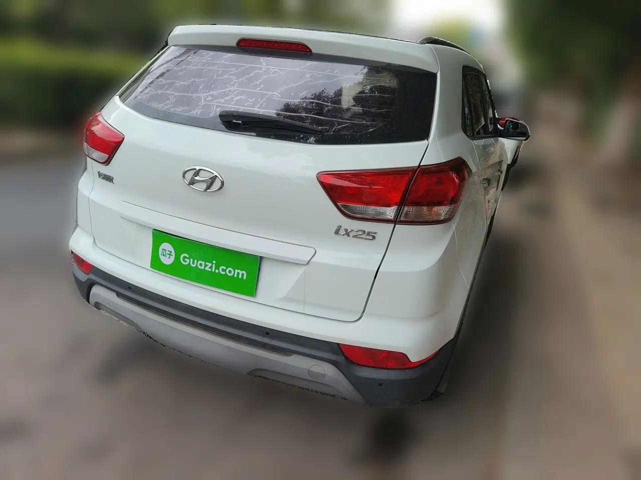 Hyundai ix25 2017 1.6L Automatic Smart Version — миниатюра 6