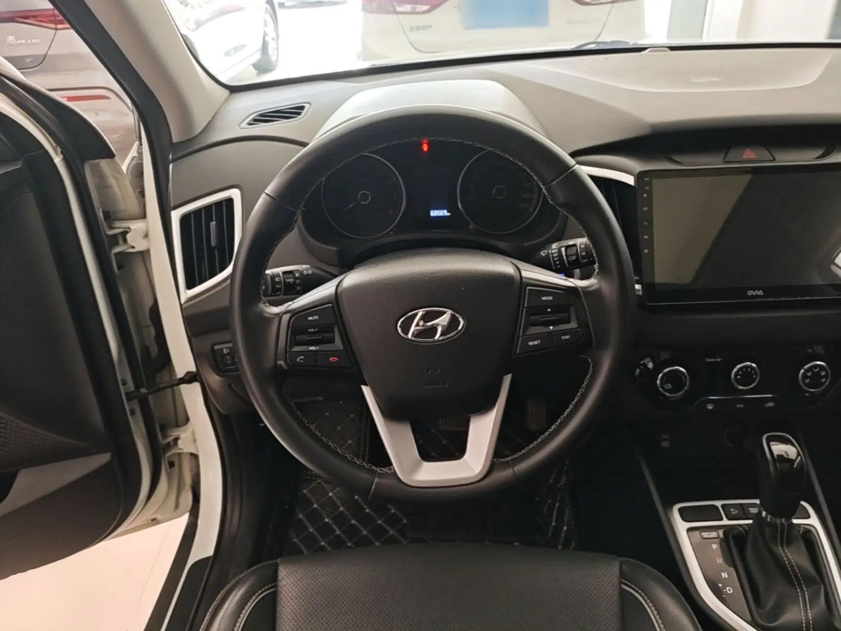 Hyundai ix25 2017 1.6L Automatic Smart Version — миниатюра 13