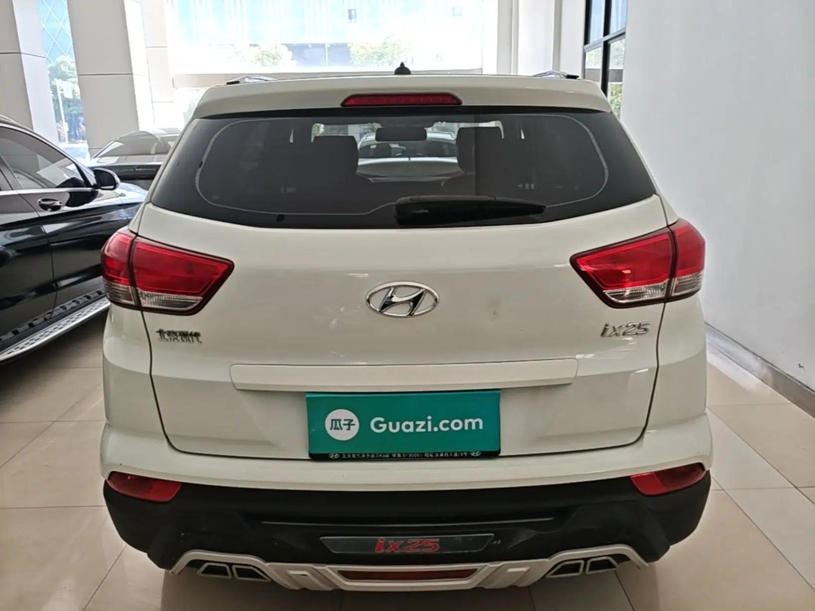 Hyundai ix25 2017 1.6L Automatic Smart Version — миниатюра 5
