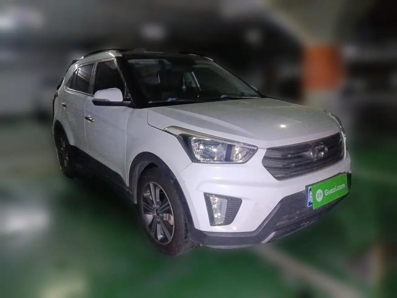 Hyundai ix25 2015 1.6L Automatic Two-Wheel Drive Smart GLS Trim — миниатюра 3