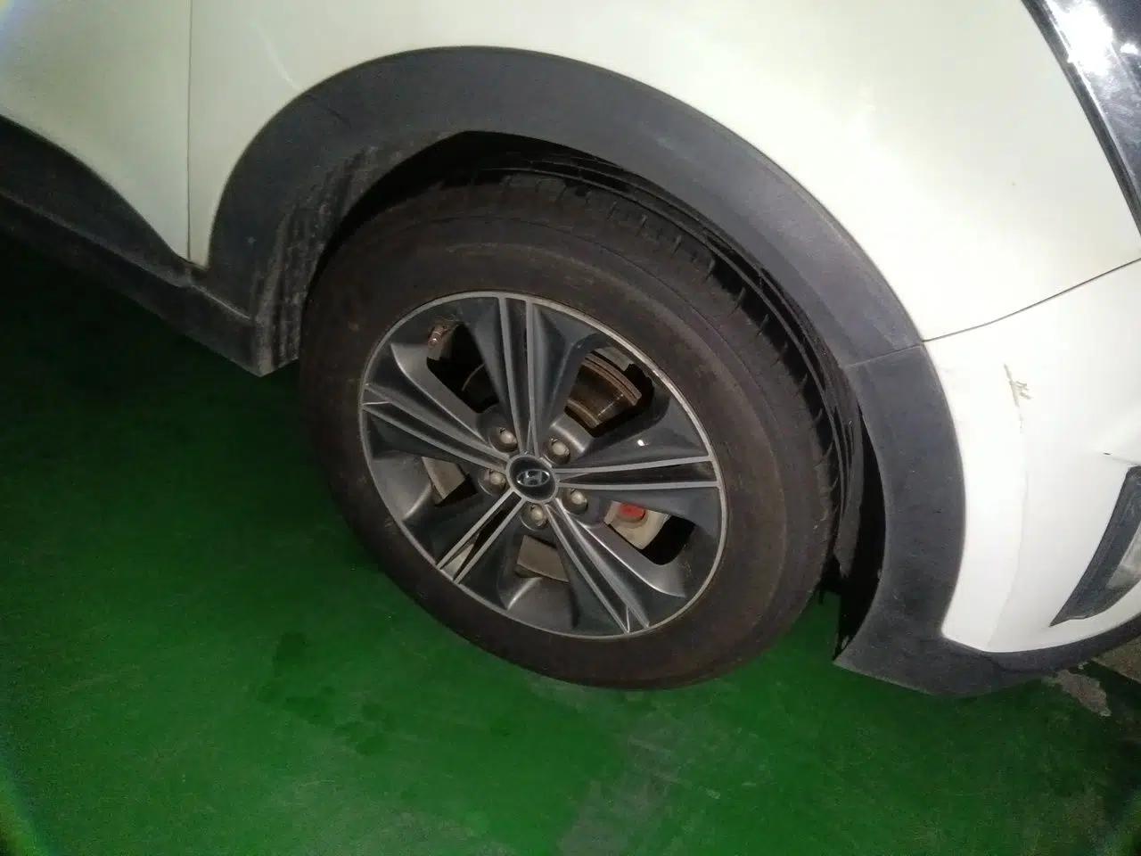 Hyundai ix25 2015 1.6L Automatic Two-Wheel Drive Smart GLS Trim — миниатюра 8