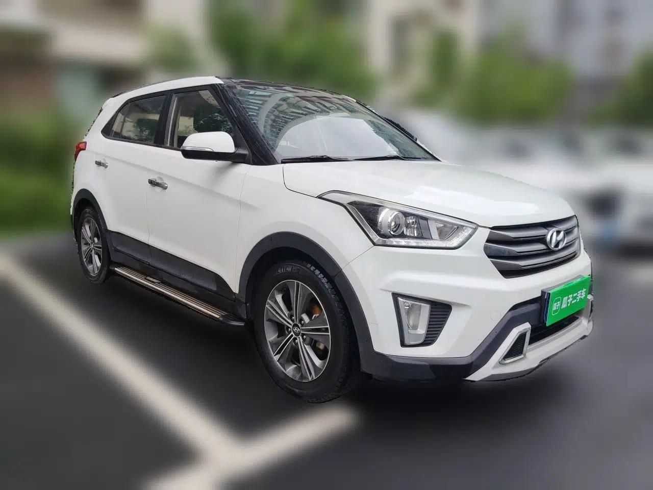 Hyundai ix25 2015 1.6L Automatic Two-Wheel-Drive Deluxe DLX Model — миниатюра 3