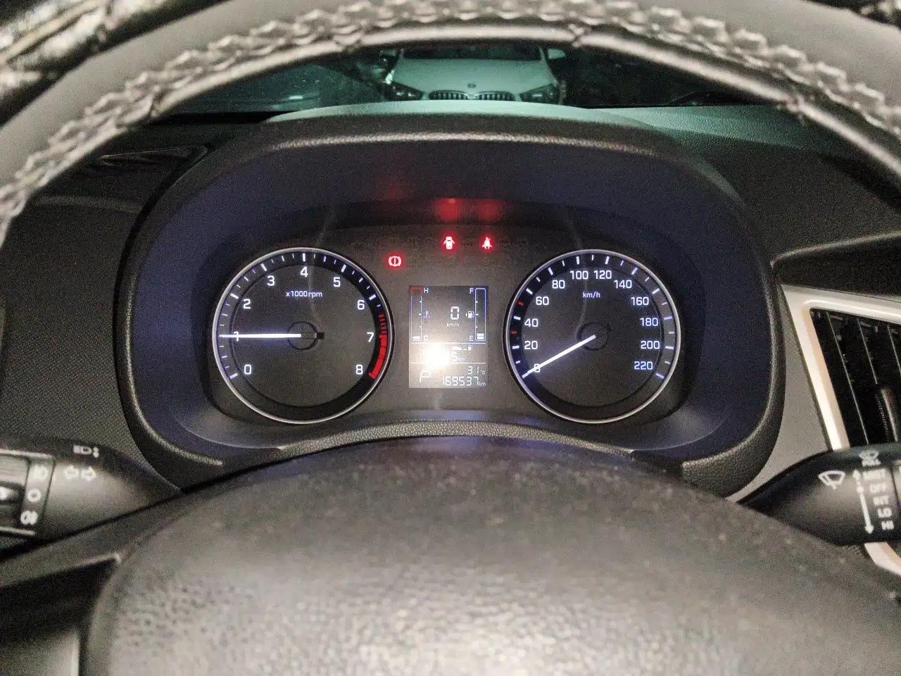 Hyundai ix25 2015 1.6L Automatic Two-Wheel Drive Smart GLS Trim — миниатюра 11