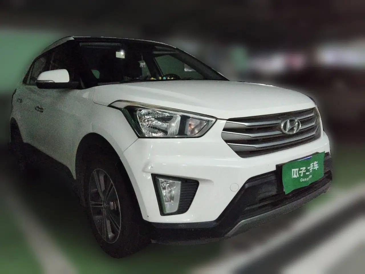 Hyundai ix25 2015 1.6L Automatic Two-Wheel Drive Smart GLS Trim — миниатюра 3