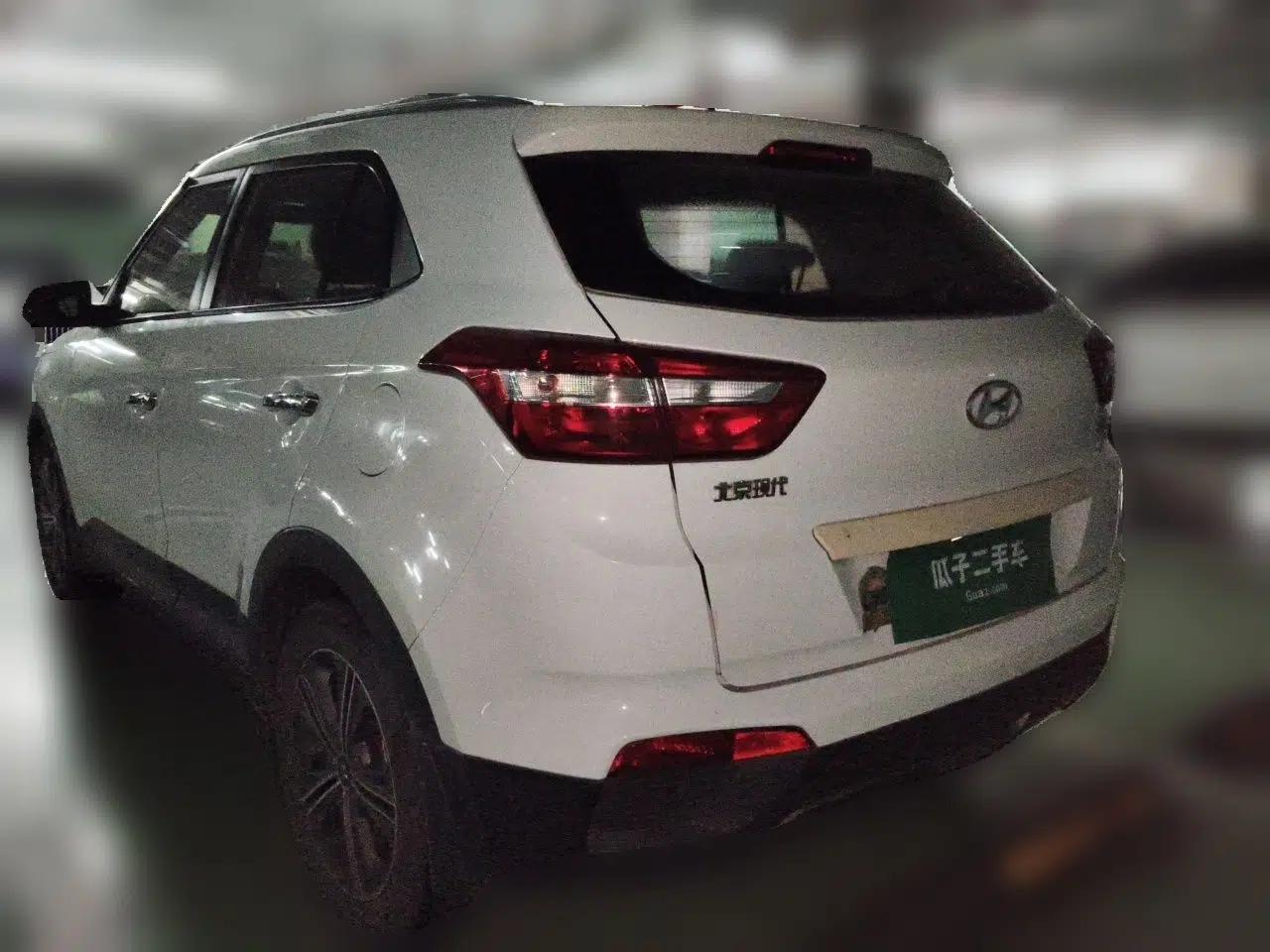 Hyundai ix25 2015 1.6L Automatic Two-Wheel Drive Smart GLS Trim — миниатюра 4