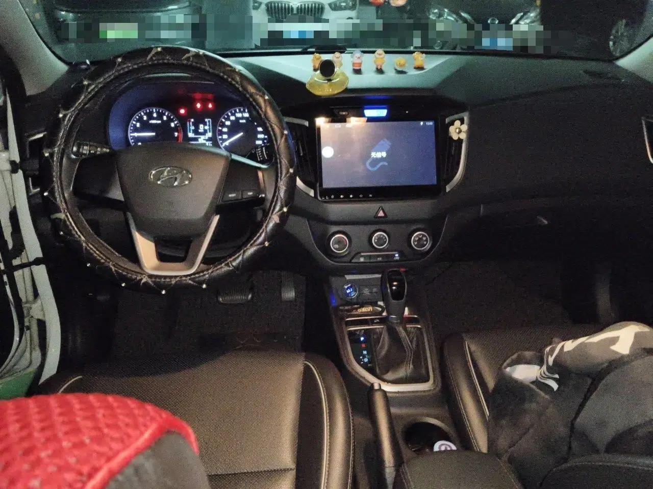 Hyundai ix25 2015 1.6L Automatic Two-Wheel Drive Smart GLS Trim — миниатюра 9