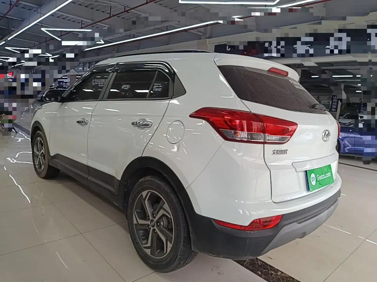 Hyundai ix25 2017 1.6L Automatic Smart Version — миниатюра 4