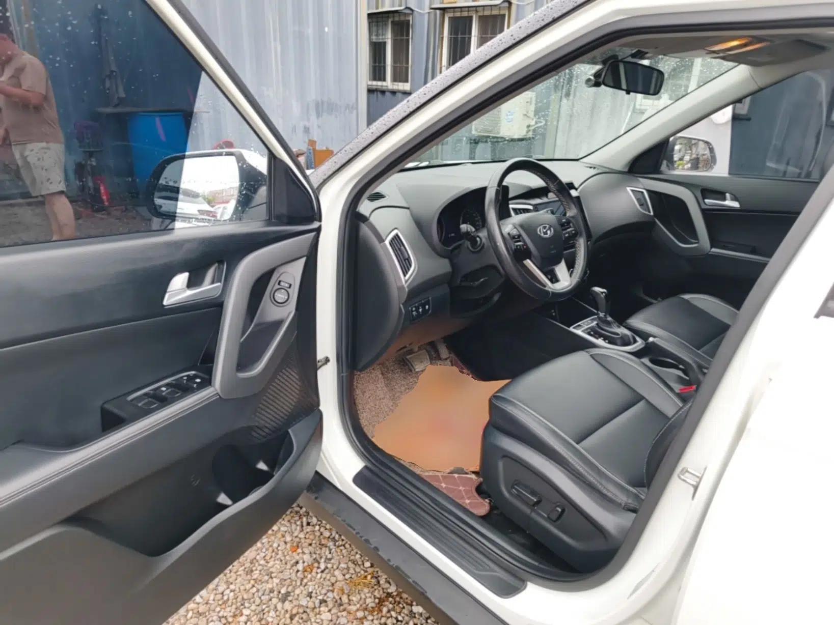Hyundai ix25 2017 1.6L Automatic Smart Version — миниатюра 18