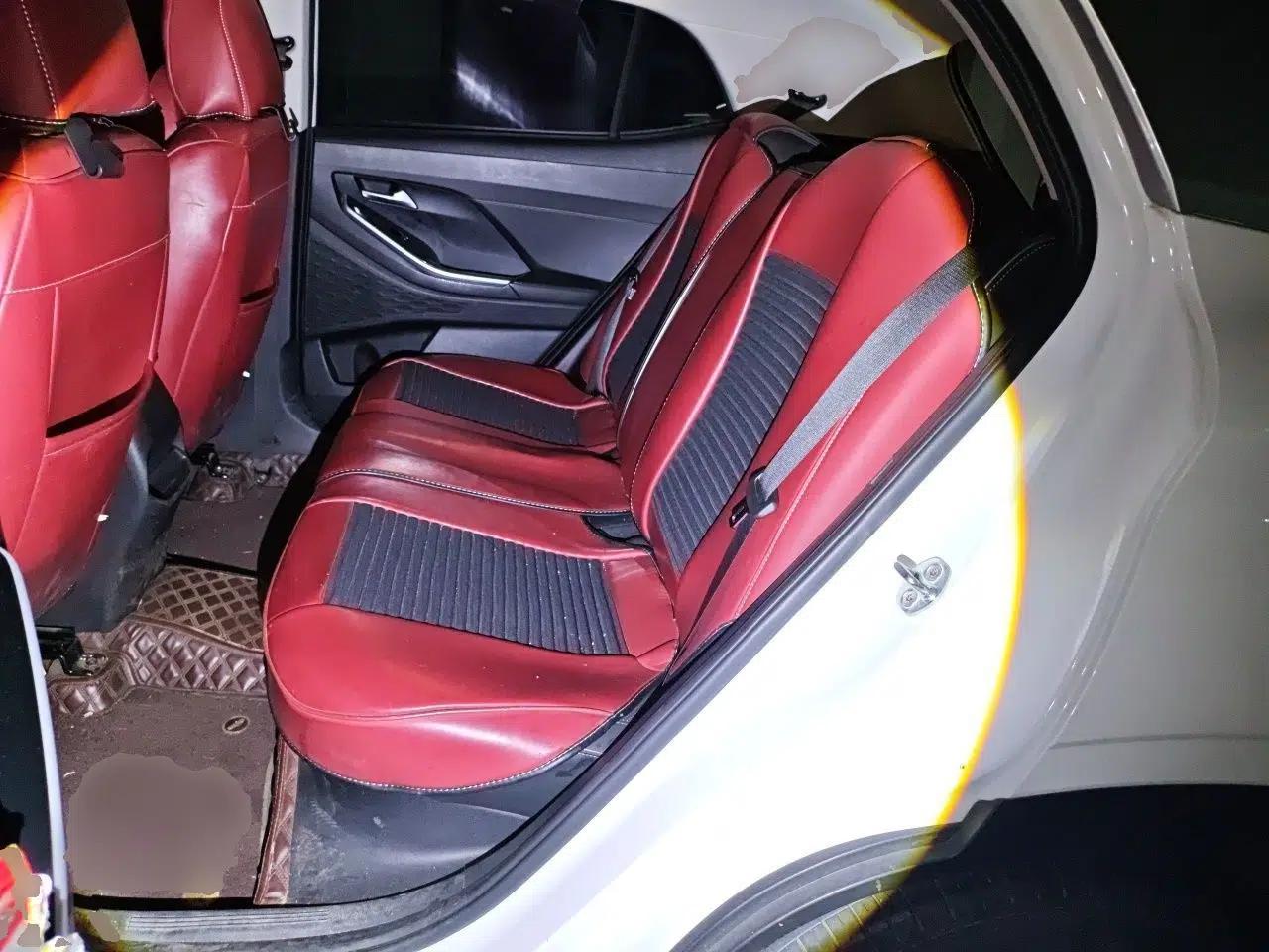 Hyundai ix25 2020 1.5L CVT DLX Prestige Version — миниатюра 17